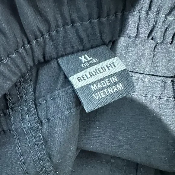 New without Tags! Carhartt Women's Force Relaxed Fit 5 Pocket Work Shorts - XL - Picture 6 of 10